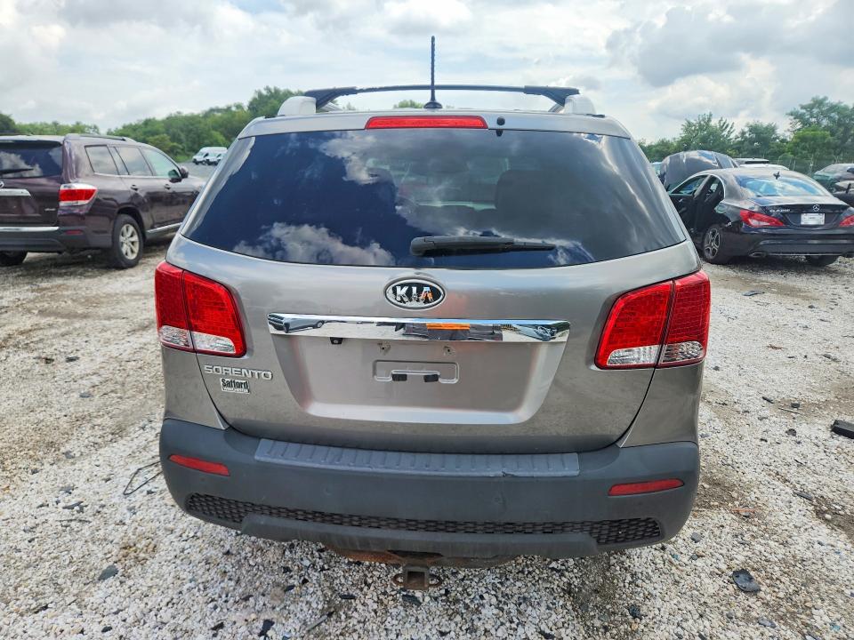 Продажа на аукционе авто 2011 Kia Sorento, vin: 5XYKTCA15BG163779, номер лота: 64489426