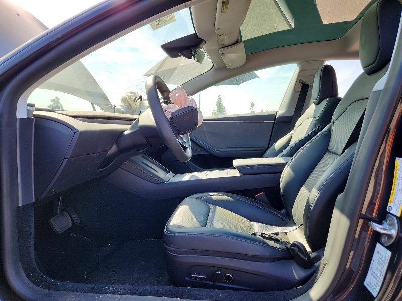 64066116 :رقم المزاد ، 5YJ3E1EA3SF081523 vin ، 2025 Tesla Model 3 مزاد بيع