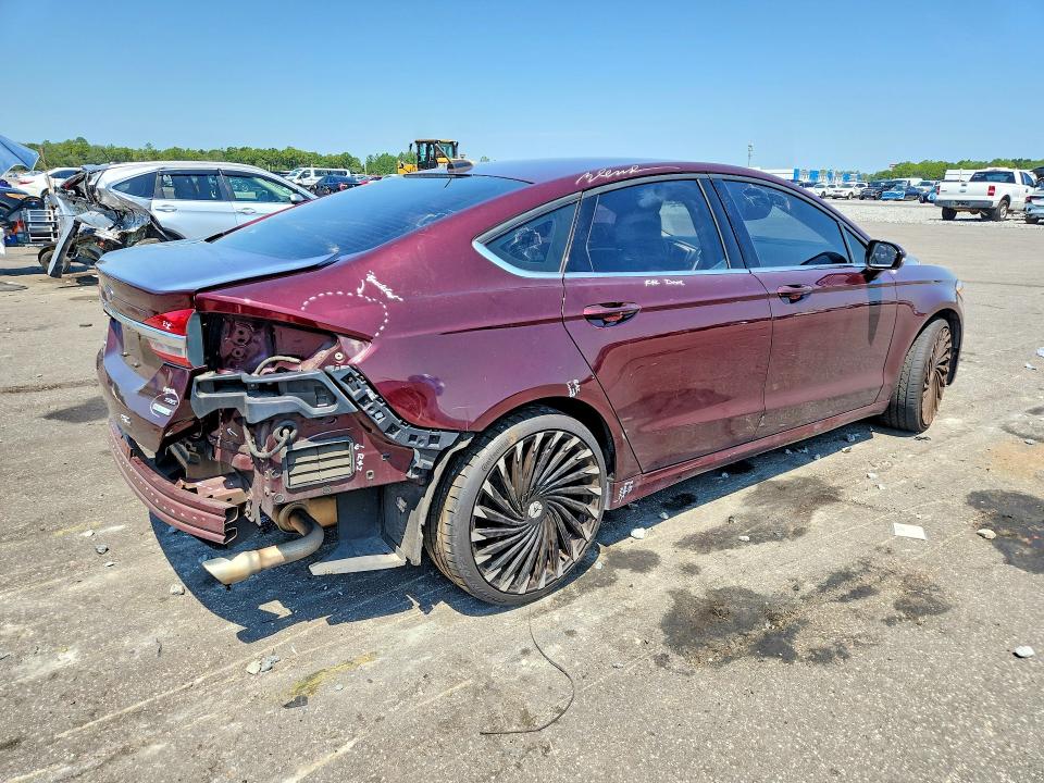64381056 :رقم المزاد ، 3FA6P0HD6HR303704 vin ، 2017 Ford Fusion مزاد بيع