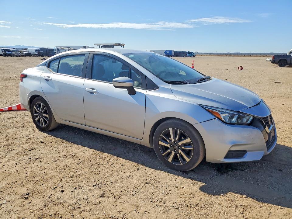 63760766 :رقم المزاد ، 3N1CN8EV4ML878608 vin ، 2021 Nissan Versa مزاد بيع