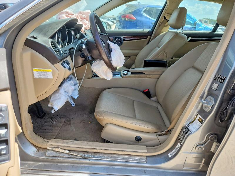 Продаж на аукціоні авто 2014 Mercedes-benz C, vin: WDDGF4HB0EA953504, номер лоту: 65742536