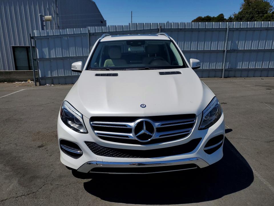 64243786 :رقم المزاد ، 4JGDA5HB0HA877252 vin ، 2017 Mercedes-benz Gle مزاد بيع