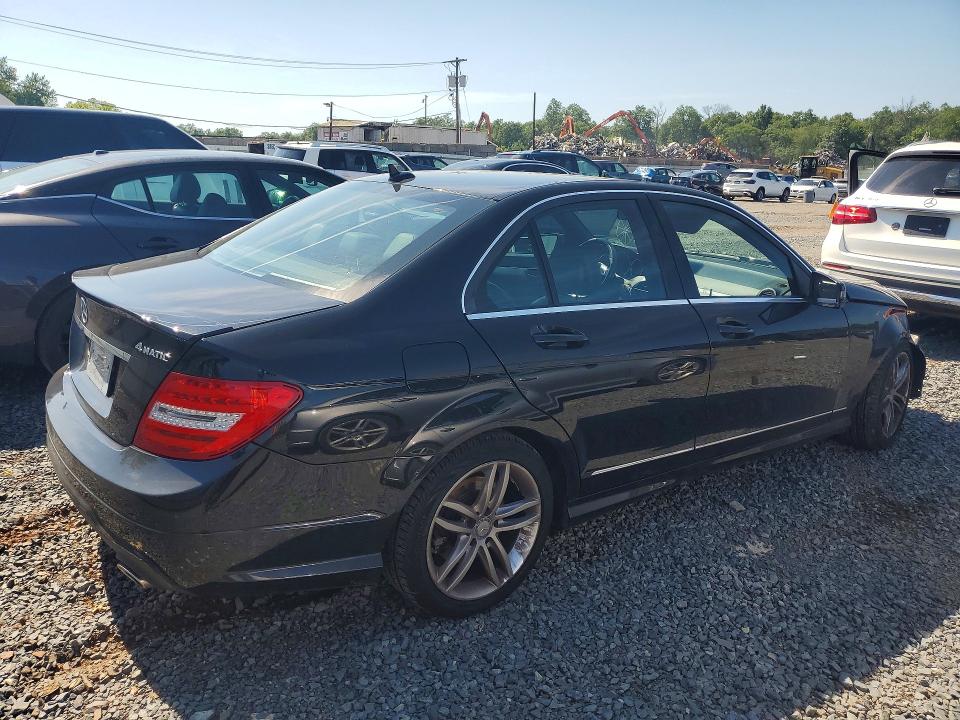 2014 Mercedes-benz C მანქანა იყიდება აუქციონზე, vin: WDDGF8AB1ER315782, აუქციონის ნომერი: 63481506