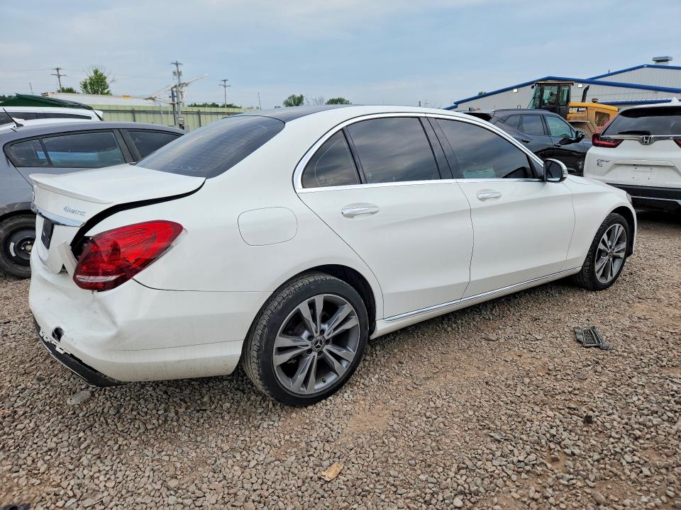 63940216 :رقم المزاد ، WDDWF4KB6JR411078 vin ، 2018 Mercedes-benz C مزاد بيع