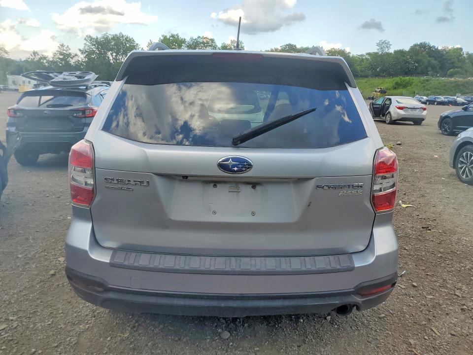 2015 Subaru Forester მანქანა იყიდება აუქციონზე, vin: JF2SJAUC8FH436672, აუქციონის ნომერი: 63989346