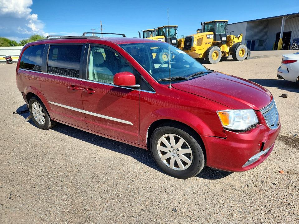 2015 Chrysler Town & Country მანქანა იყიდება აუქციონზე, vin: 2C4RC1BG4FR676447, აუქციონის ნომერი: 66055296