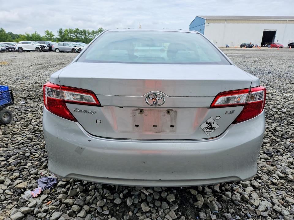 67010916 :رقم المزاد ، 4T4BF1FK4ER394903 vin ، 2014 Toyota Camry مزاد بيع