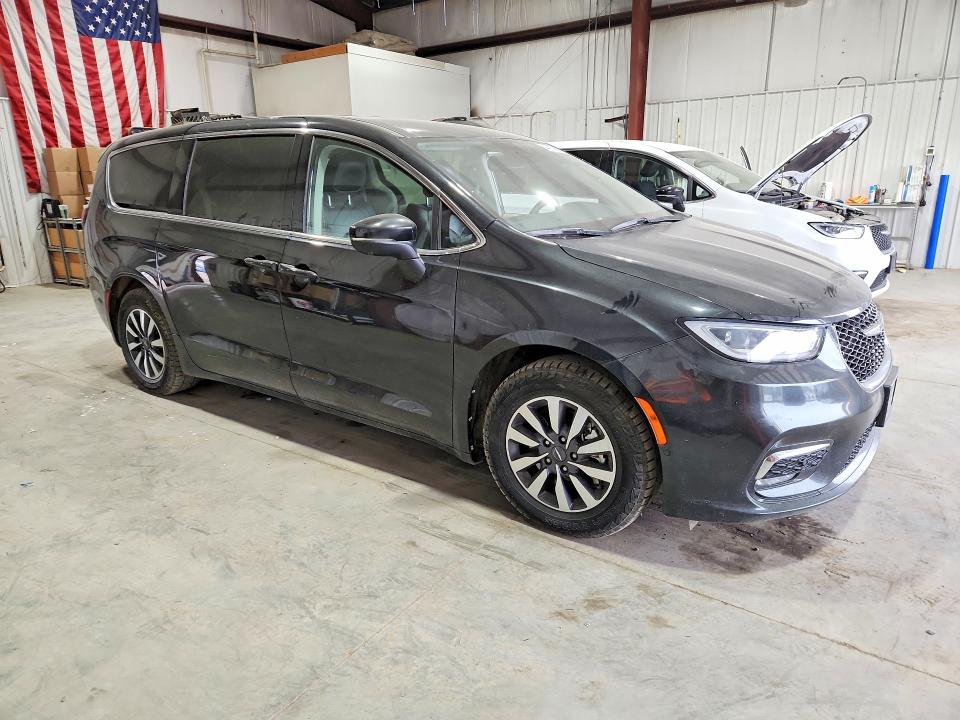 Продаж на аукціоні авто 2023 Chrysler Pacifica, vin: 2C4RC1L75PR572694, номер лоту: 64870886