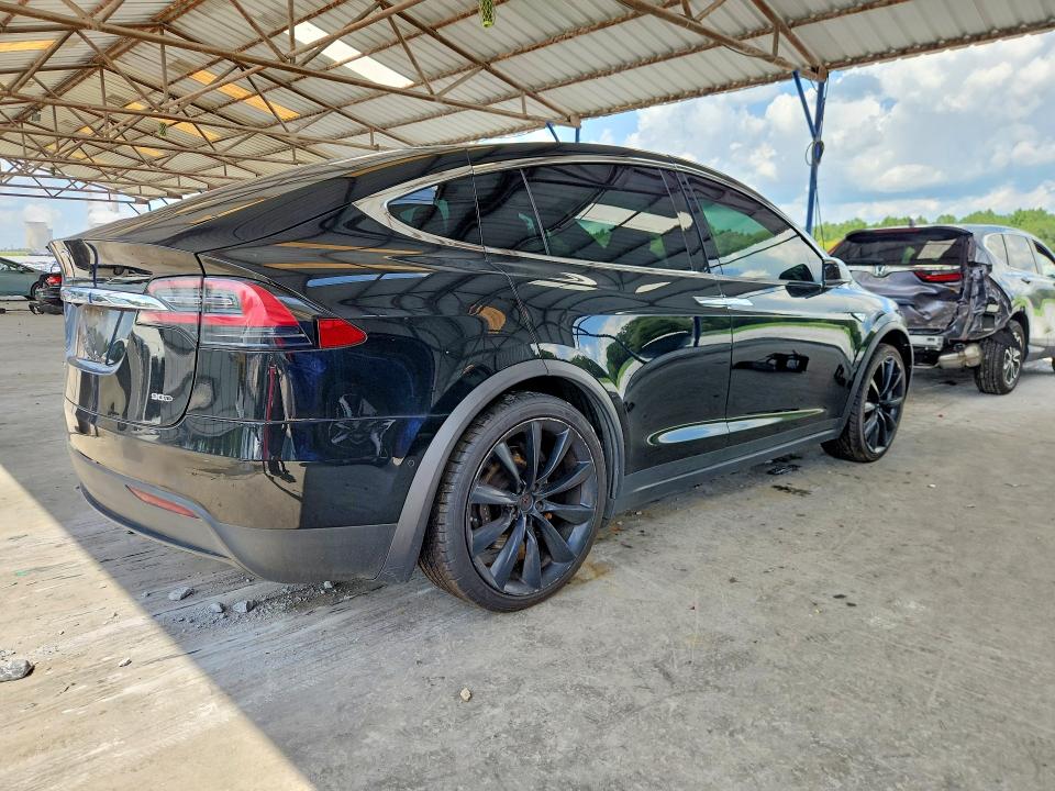 Продаж на аукціоні авто 2016 Tesla Model X, vin: 5YJXCAE28GF002368, номер лоту: 64899496