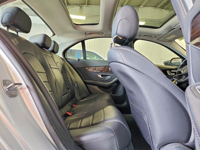 66279016 :رقم المزاد ، 55SWF4KB3GU172659 vin ، 2016 Mercedes-benz C مزاد بيع