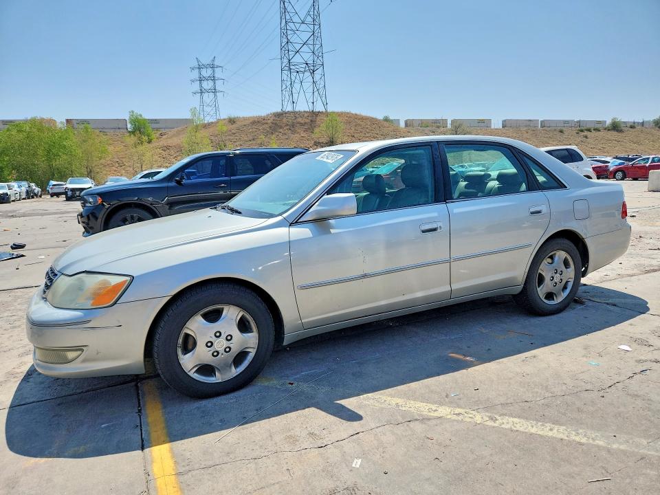 62942976 :رقم المزاد ، 4T1BF28B53U278135 vin ، 2003 Toyota Avalon مزاد بيع
