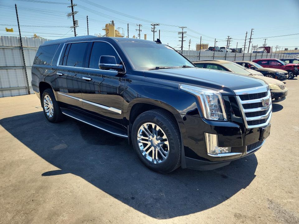 2020 Cadillac Escalade მანქანა იყიდება აუქციონზე, vin: 1GYS3GKJ7LR202634, აუქციონის ნომერი: 66864436