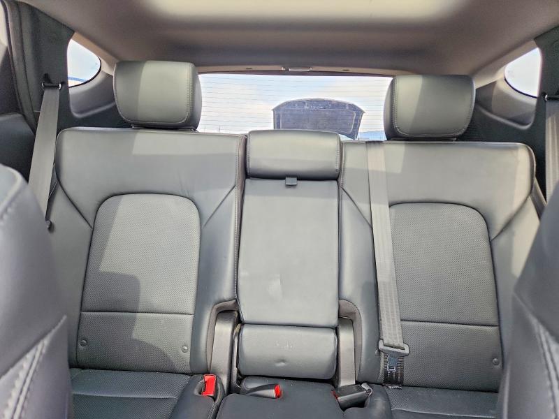 Продаж на аукціоні авто 2017 Hyundai Santa Fe Sport, vin: 5XYZUDLA7HG426278, номер лоту: 64817096