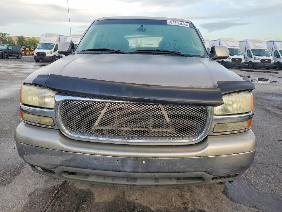 64236896 :رقم المزاد ، 1GKEC13Z43J148880 vin ، 2003 Gmc Yukon مزاد بيع