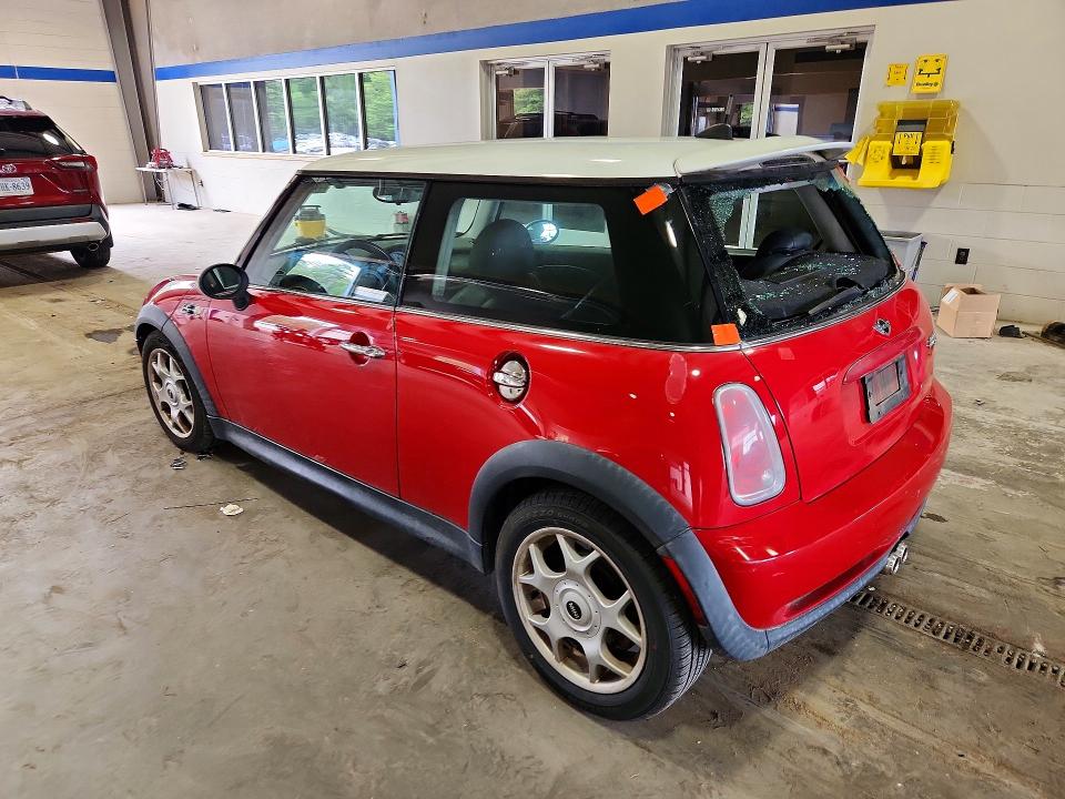 Продажа на аукционе авто 2005 Mini Cooper, vin: WMWRE33545TL15422, номер лота: 63611276