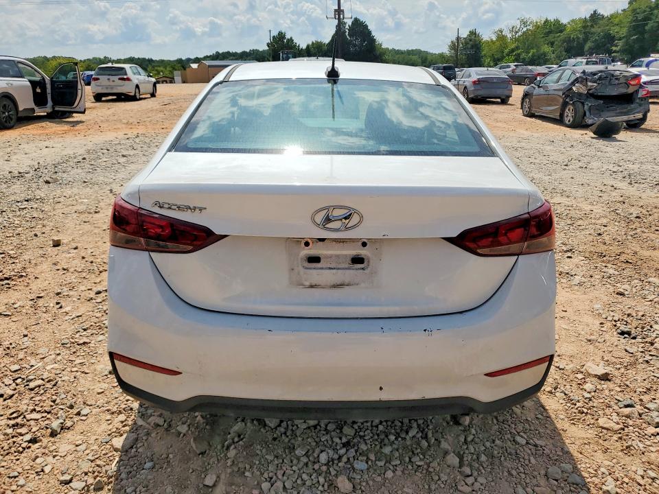 2021 Hyundai Accent მანქანა იყიდება აუქციონზე, vin: 3KPC24A6XME141172, აუქციონის ნომერი: 64457036