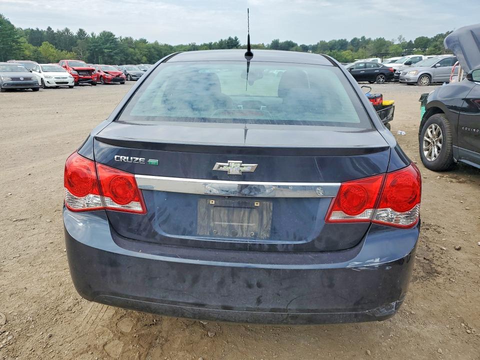 66033406 :رقم المزاد ، 1G1PH5SB4E7215312 vin ، 2014 Chevrolet Cruze مزاد بيع