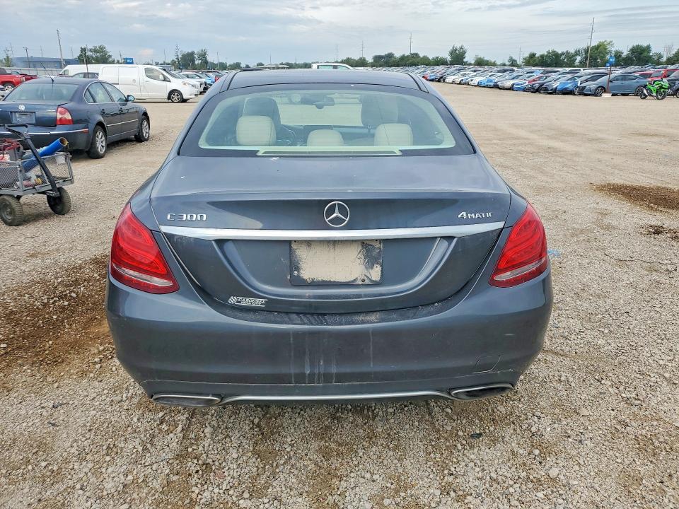 2015 Mercedes-benz C მანქანა იყიდება აუქციონზე, vin: 55SWF4KB8FU061345, აუქციონის ნომერი: 65395956