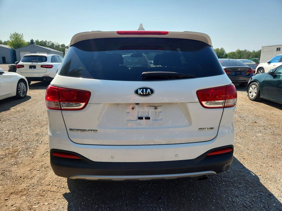 2018 Kia Sorento მანქანა იყიდება აუქციონზე, vin: 5XYPHDA58JG391788, აუქციონის ნომერი: 63661416