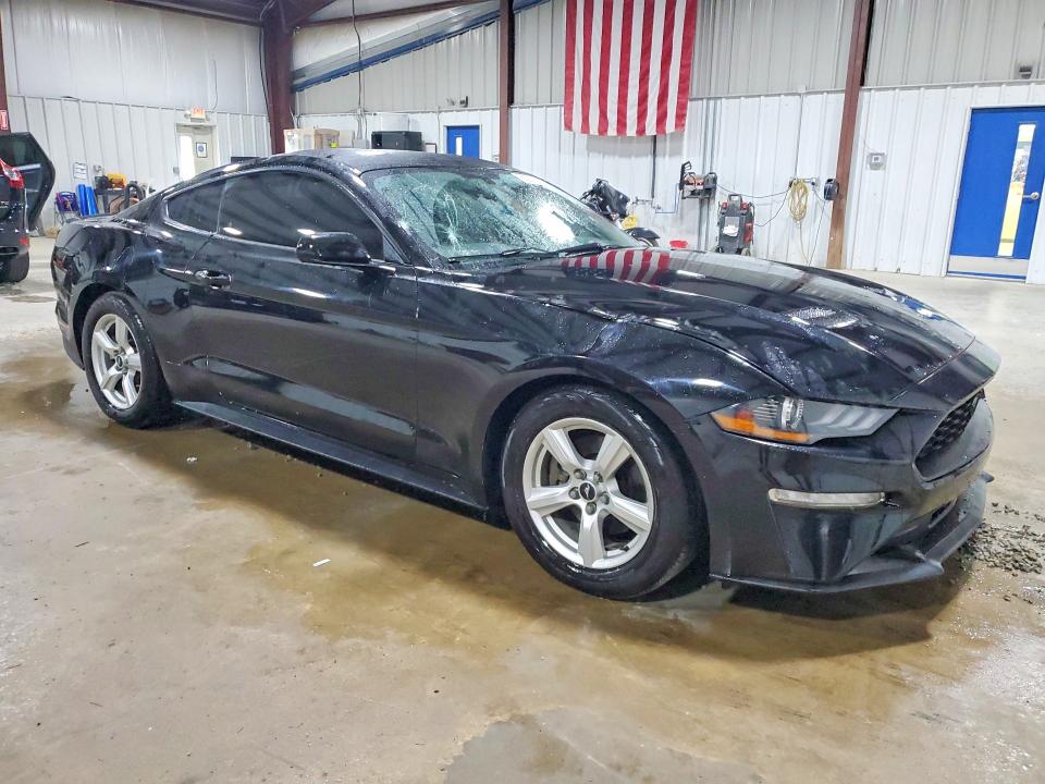 Продажа на аукционе авто 2018 Ford Mustang, vin: 1FA6P8TH7J5165382, номер лота: 65922776