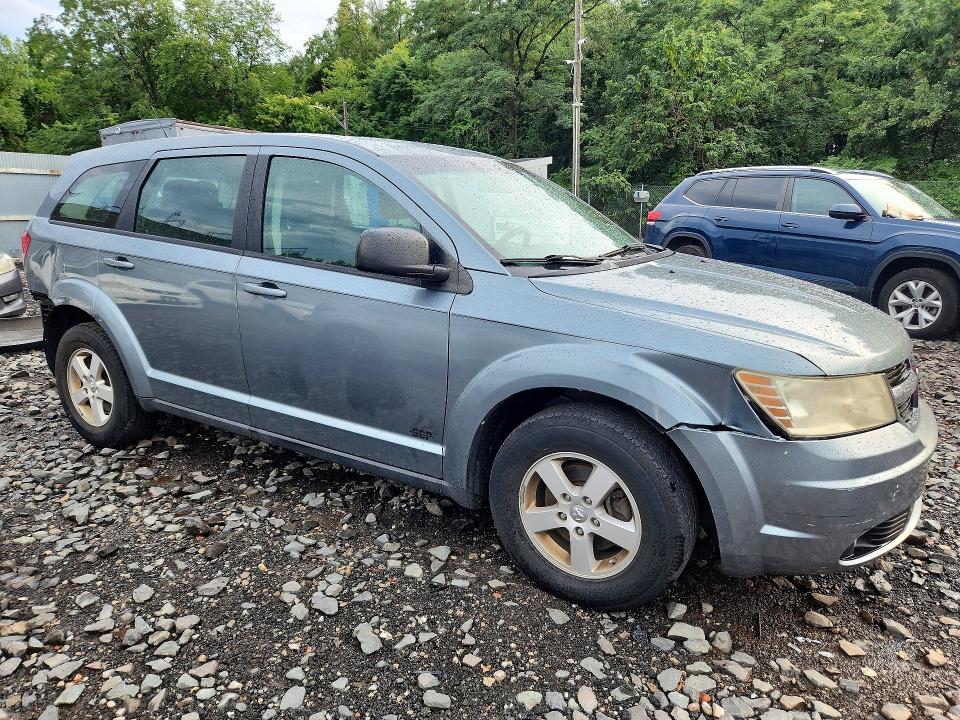 64470456 :رقم المزاد ، 3D4PG4FB1AT257525 vin ، 2010 Dodge Journey مزاد بيع