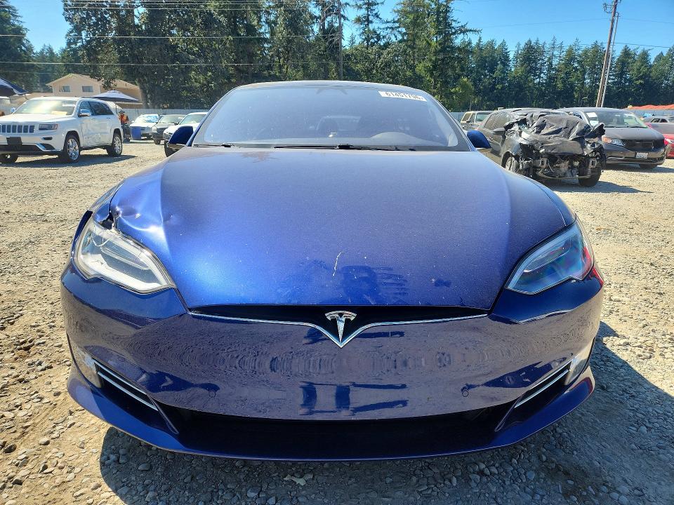 61451796 :رقم المزاد ، 5YJSA1E29KF332268 vin ، 2019 Tesla Model S مزاد بيع