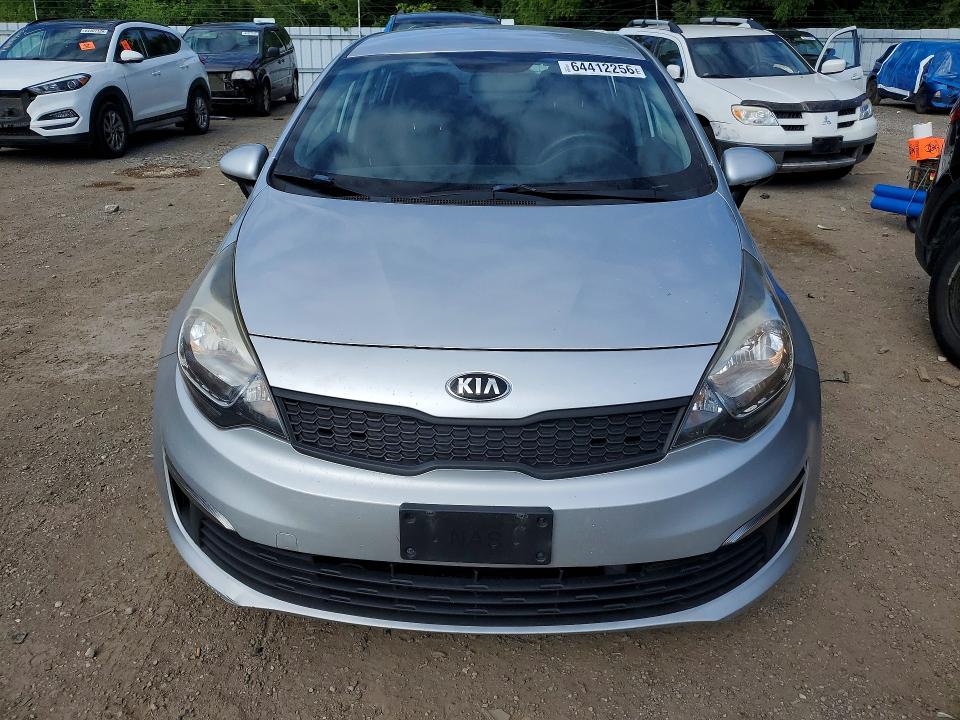 Продаж на аукціоні авто 2017 Kia Rio, vin: KNADM4A32H6112567, номер лоту: 64412256