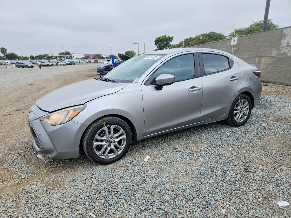 Продаж на аукціоні авто 2016 Scion Ia, vin: 3MYDLBZV9GY125924, номер лоту: 64700026