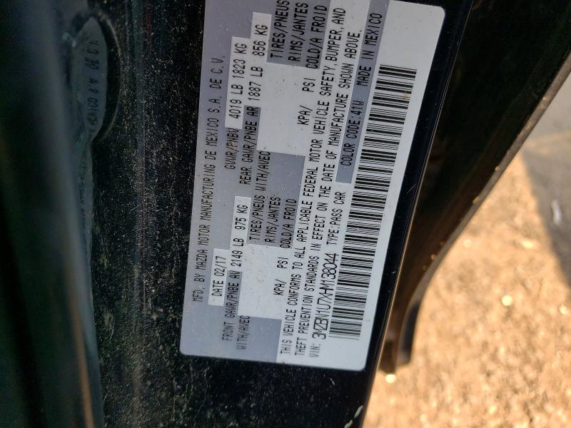 64763446 :رقم المزاد ، 3MZBN1U7XHM138044 vin ، 2017 Mazda 3 مزاد بيع
