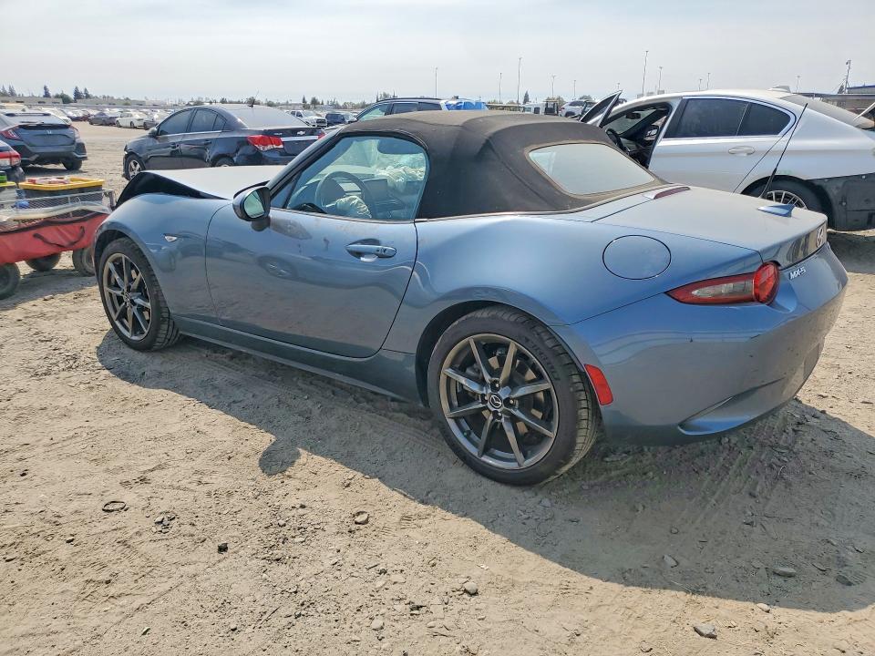 67169216 :رقم المزاد ، JM1NDAD73H0124251 vin ، 2017 Mazda Mx-5 Miata مزاد بيع