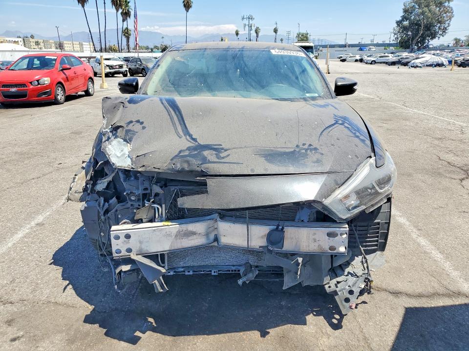 2018 Nissan Maxima მანქანა იყიდება აუქციონზე, vin: 1N4AA6AP8JC384597, აუქციონის ნომერი: 64930936