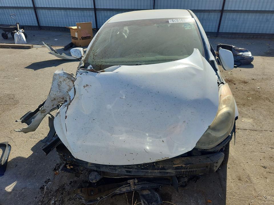 2013 Hyundai Elantra მანქანა იყიდება აუქციონზე, vin: 5NPDH4AE2DH435400, აუქციონის ნომერი: 64818256
