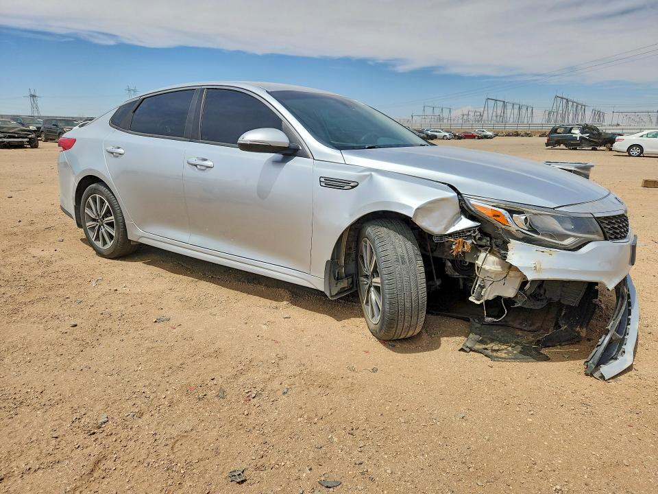 2019 Kia Optima მანქანა იყიდება აუქციონზე, vin: 5XXGT4L36KG354903, აუქციონის ნომერი: 64800056