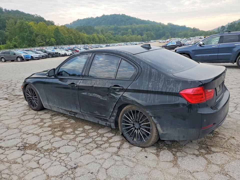 2014 Bmw 328 მანქანა იყიდება აუქციონზე, vin: WBA3D3C5XEK155576, აუქციონის ნომერი: 67174506