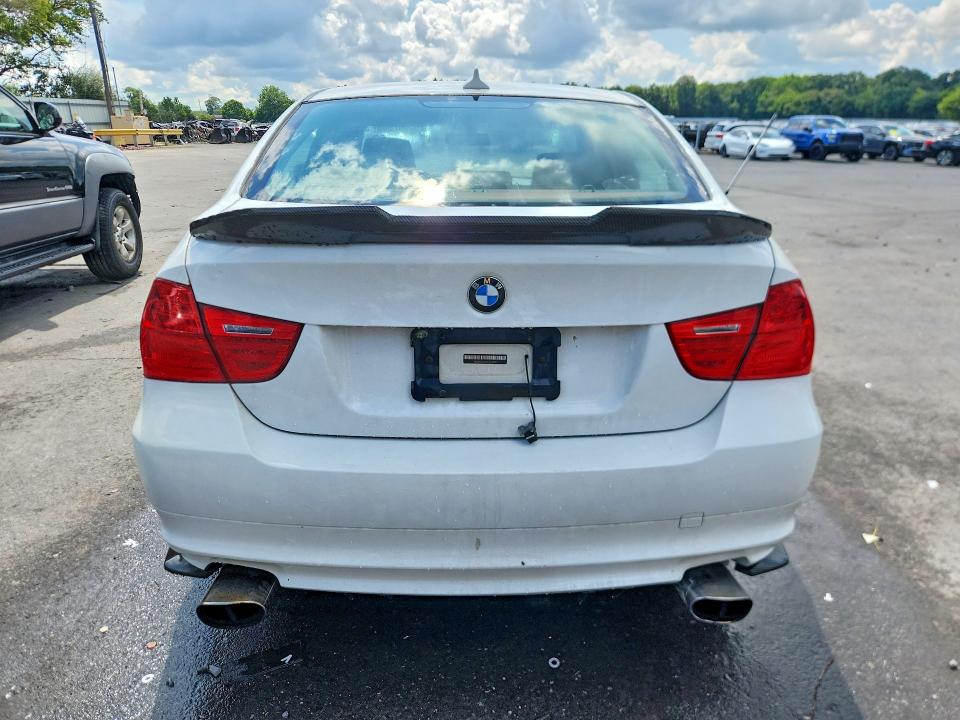 65502806 :رقم المزاد ، WBAPK53559A514881 vin ، 2009 Bmw 328 مزاد بيع