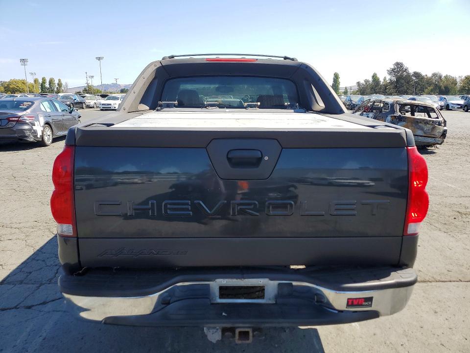 2003 Chevrolet Avalanche მანქანა იყიდება აუქციონზე, vin: 3GNEK13T53G226683, აუქციონის ნომერი: 64144336