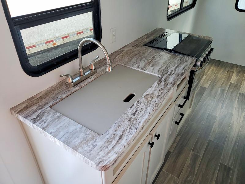 2019 Shasta Shasta21ck მანქანა იყიდება აუქციონზე, vin: 5ZT2SSKB8KE013421, აუქციონის ნომერი: 63538836