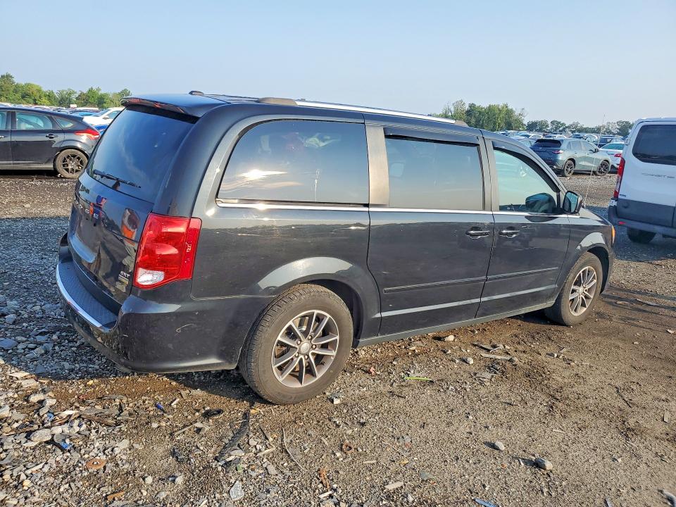 64474846 :رقم المزاد ، 2C4RDGCG7HR760814 vin ، 2017 Dodge Grand Caravan مزاد بيع