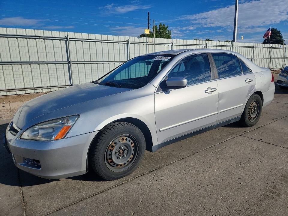 61043756 :رقم المزاد ، JHMCM56477C004384 vin ، 2007 Honda Accord مزاد بيع