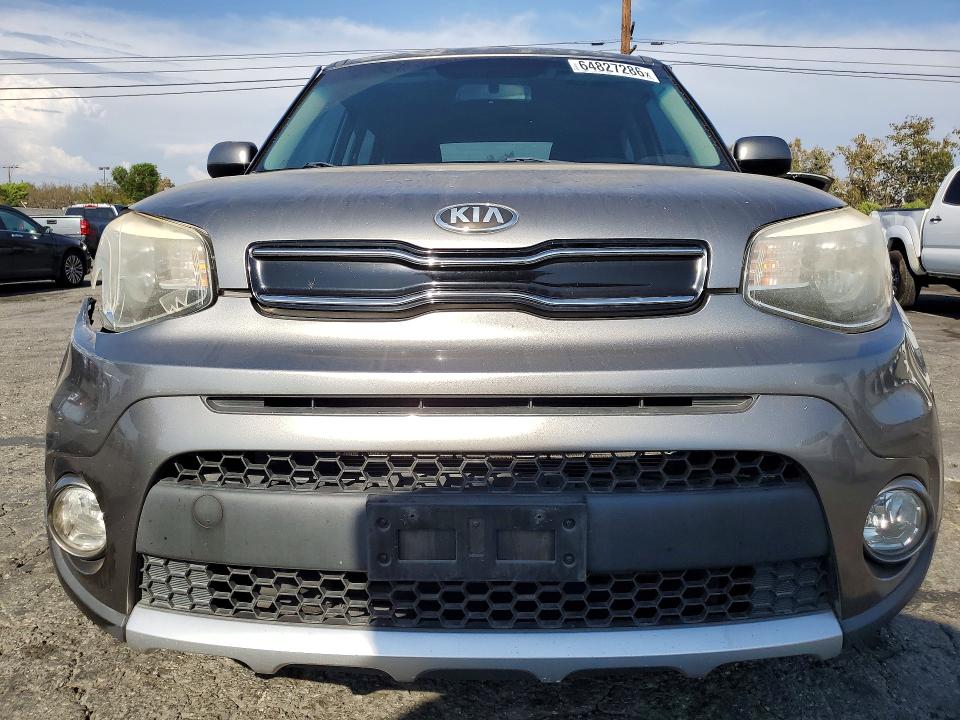 64827286 :رقم المزاد ، KNDJP3A57J7565513 vin ، 2018 Kia Soul مزاد بيع