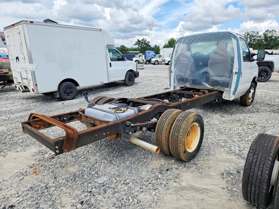 2024 Ford Econoline მანქანა იყიდება აუქციონზე, vin: 1FDWE3FN1RDD42364, აუქციონის ნომერი: 63696416