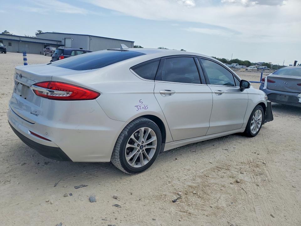 Продаж на аукціоні авто 2019 Ford Fusion, vin: 3FA6P0LU1KR105658, номер лоту: 66573116