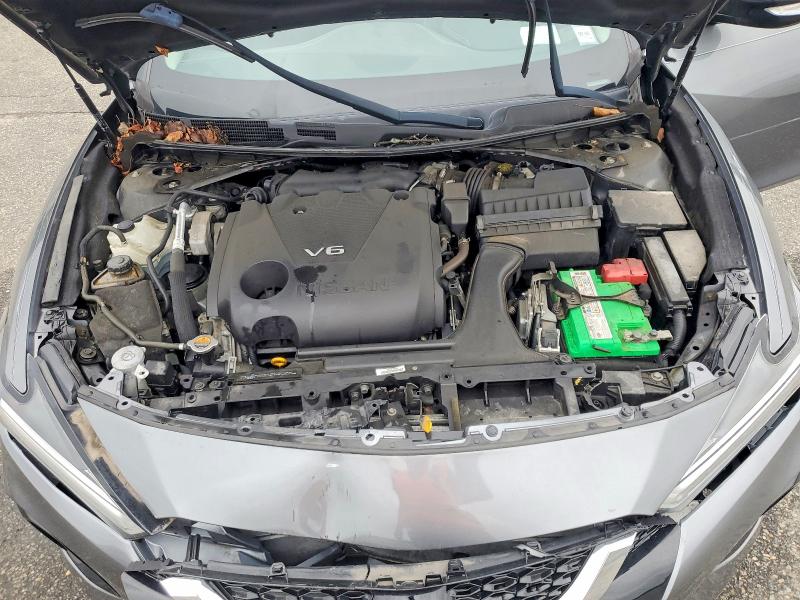 65040376 :رقم المزاد ، 1N4AA6AV8KC373535 vin ، 2019 Nissan Maxima مزاد بيع