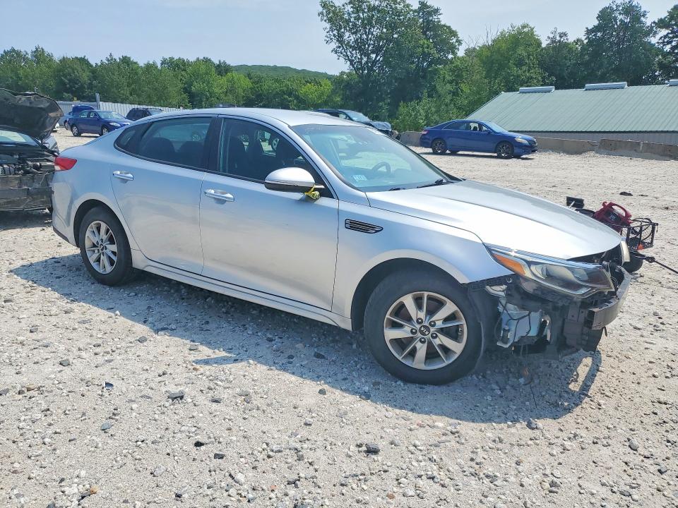 2019 Kia Optima მანქანა იყიდება აუქციონზე, vin: 5XXGT4L39KG282465, აუქციონის ნომერი: 64311556