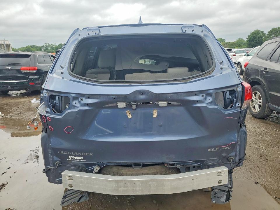 64263716 :رقم المزاد ، 5TDJZRFH1KS960455 vin ، 2019 Toyota Highlander مزاد بيع