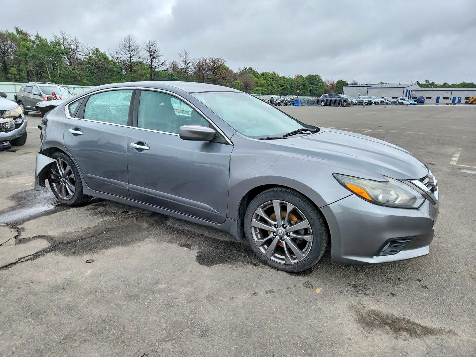 65736206 :رقم المزاد ، 1N4AL3AP4JC135948 vin ، 2018 Nissan Altima مزاد بيع