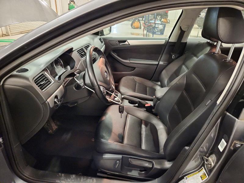 2013 Volkswagen Jetta მანქანა იყიდება აუქციონზე, vin: 3VWDP7AJ1DM428009, აუქციონის ნომერი: 64499666