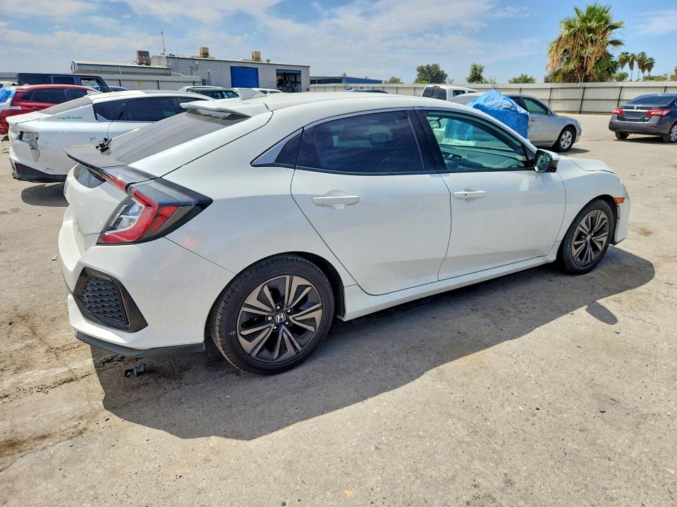 2018 Honda Civic მანქანა იყიდება აუქციონზე, vin: SHHFK7H65JU402605, აუქციონის ნომერი: 66392076