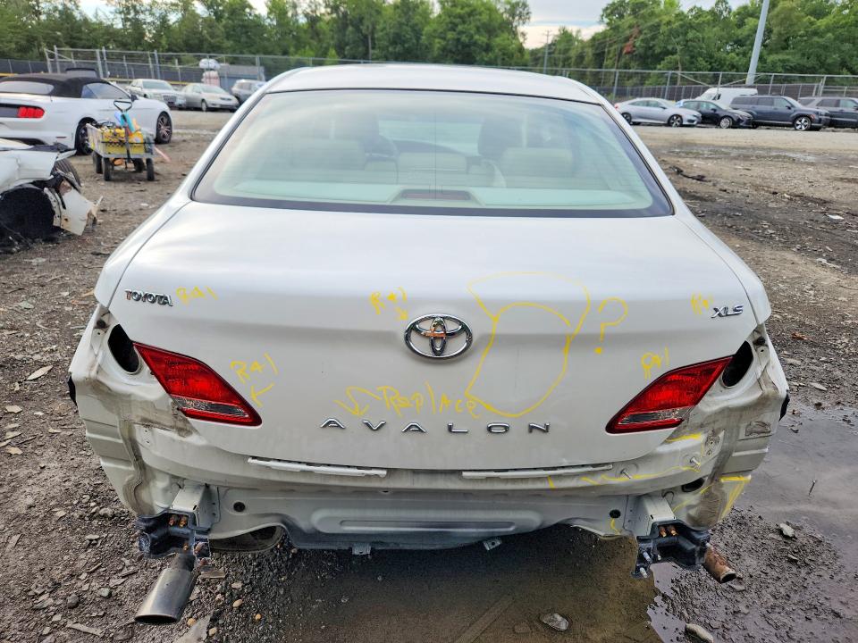 63543176 :رقم المزاد ، 4T1BK36B27U201121 vin ، 2007 Toyota Avalon مزاد بيع