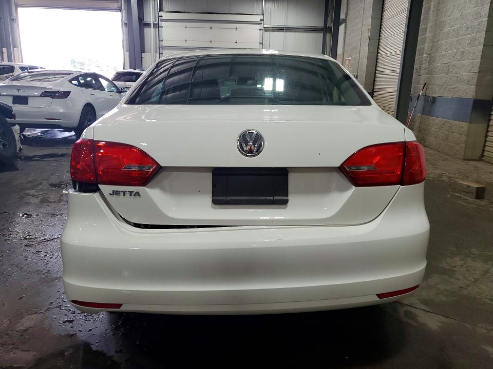 Продаж на аукціоні авто 2014 Volkswagen Jetta, vin: 3VW2K7AJ3EM226800, номер лоту: 64581026